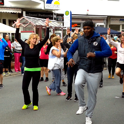 Zumba auf dem Ebbelwoifest